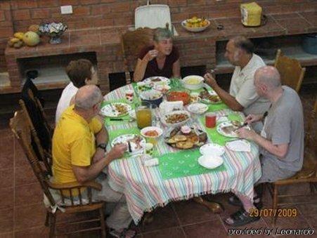 Casa Zuniga Bed and breakfast 2*
