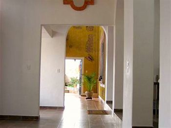 Casa Zuniga 2*
